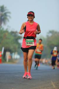 BIB: 4219, 40585
                            <button type="button" onclick="openModal(7960976)" class="btn btn-primary btn-sm float-right btn-popup" data-toggle="modal" data-target=".modal-high-quality">
                        <i class="fas fa-shopping-cart"></i> Add to Cart
                    </button>
                                            <button type="button" onclick="isThisMe(7960976, true)" class="btn btn-success btn-sm float-right btn-popup btn-isme hidden" data-toggle="tooltip" data-placement="bottom" title="นี่คือรูปของคุณใช่ไหม คลิกที่นี่เพื่อเอาเข้าอัลบั้ม">
                        <i class="fas fa-plus"></i> Add to album
                    </button>
                    <button type="button" onclick="isThisMe(7960976, false)" class="btn btn-warning btn-sm float-right btn-popup btn-isnotme hidden">
                        <i class="fas fa-ban"></i> Remove from album
                    </button>